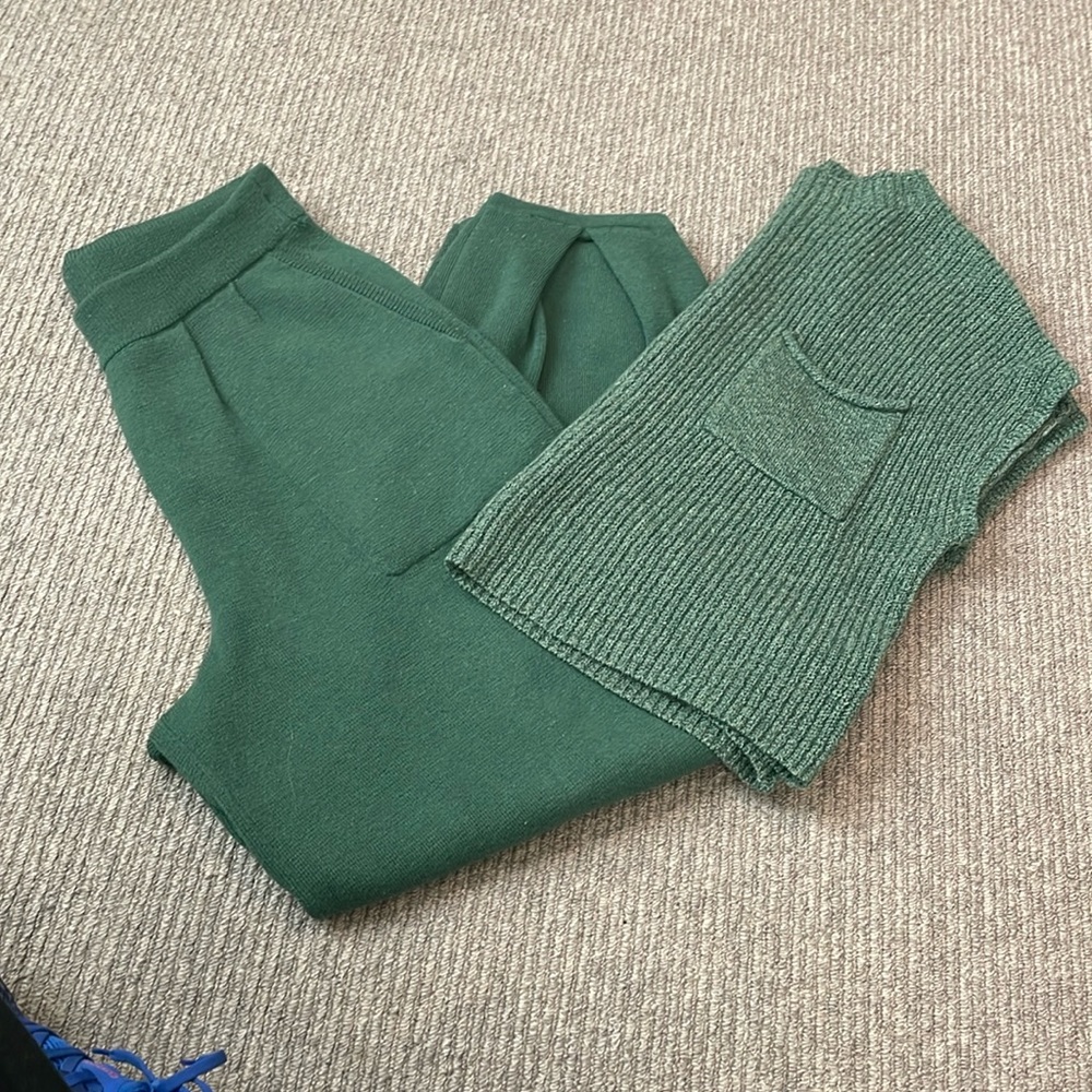 Free people freya sweater set.  Size Medium
